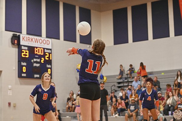 KMSvsNEMS VBall V 11SEP23 HAN P 1151.jpg